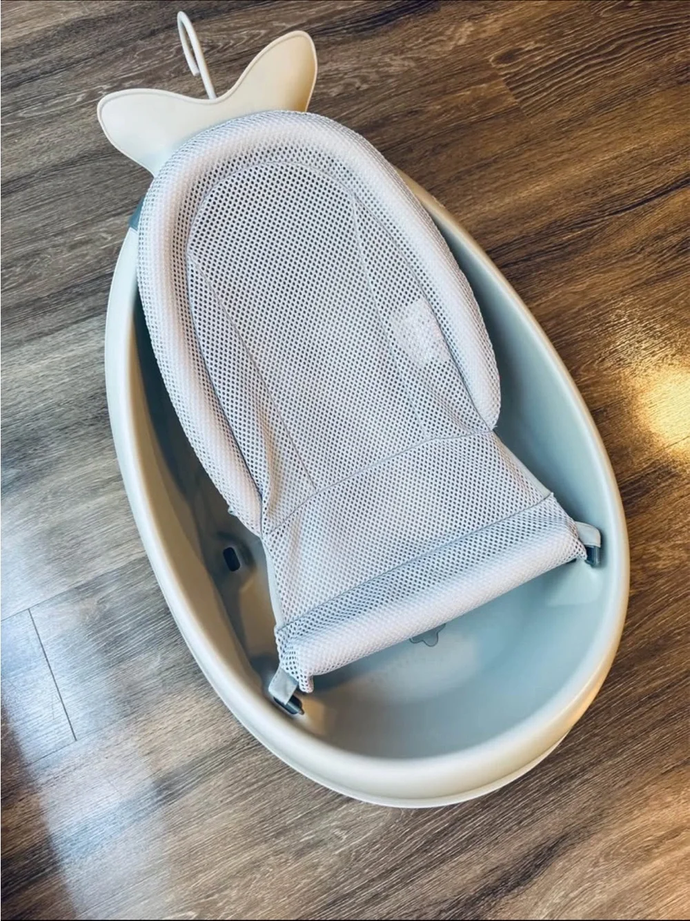 Skip Hop MOBY bath tub and rinse cup